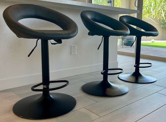 Living Spaces Adjustable Stool