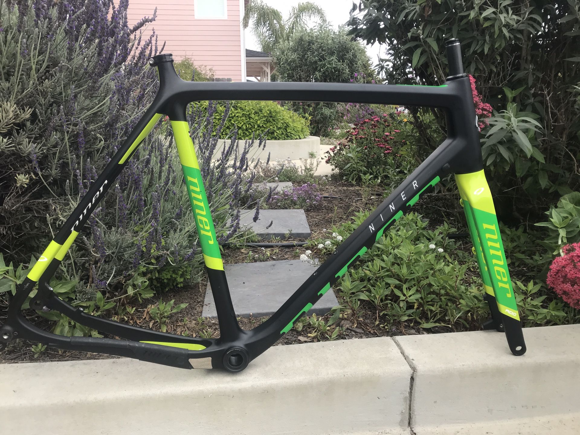 Niner RDO BSB carbon fiber cyclocross frame