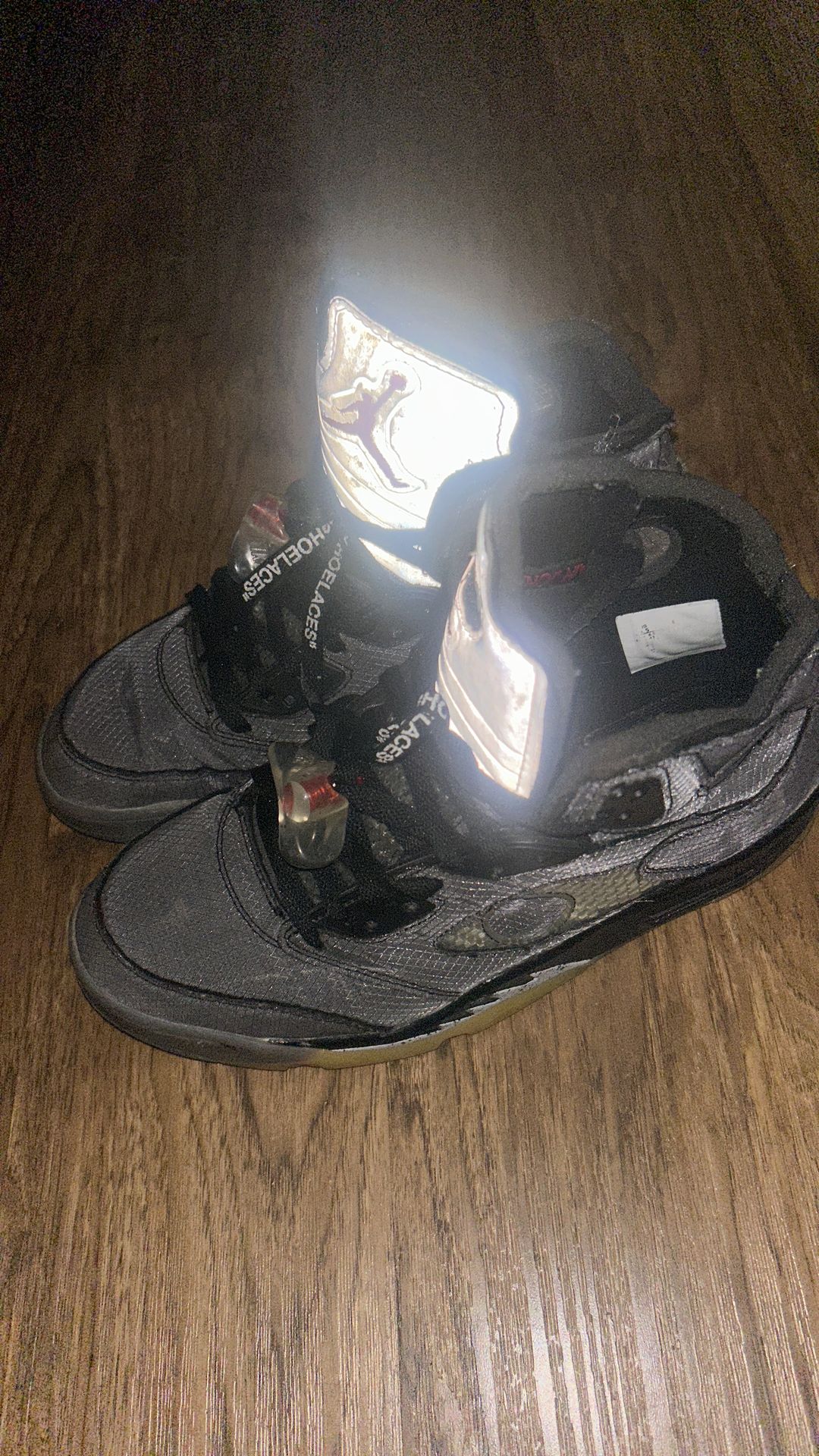 Off-white x Air Jordan 5 retro