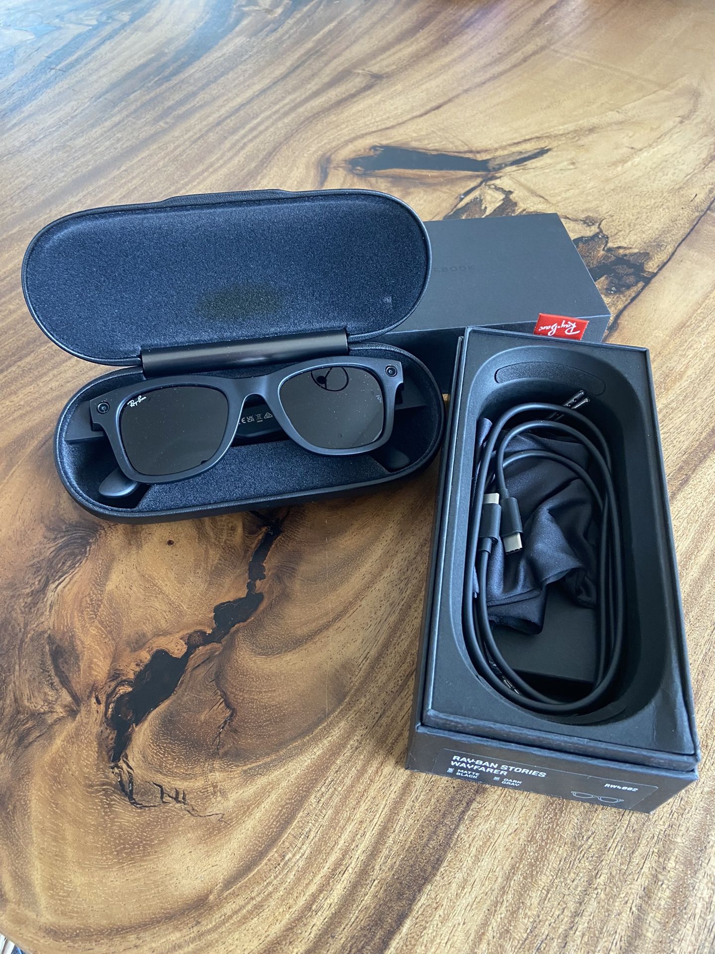 Ray Ban Stories Wayfarer Sunglasses
