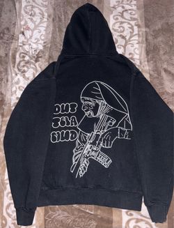 men&women  out the mud sweater