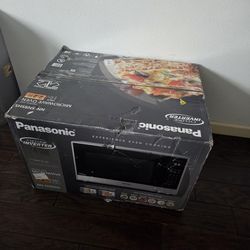 BRAND NEW PANASONIC MICROWAVE-DOOR ISSUE