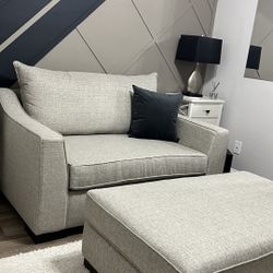 Oversized Chair, Love Seat Size!