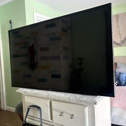 55” Samsung TV