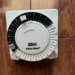 First Alert mechanical timer
