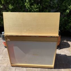 Big Book Easel And Storage 