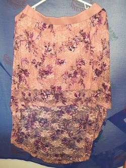 Xl short skirt with long skirt train attached