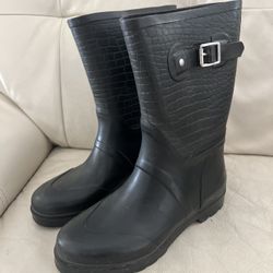 Michael Kors croc embossed rubber boots 6