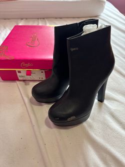 Candies Black ankle boot with heel size 7.5