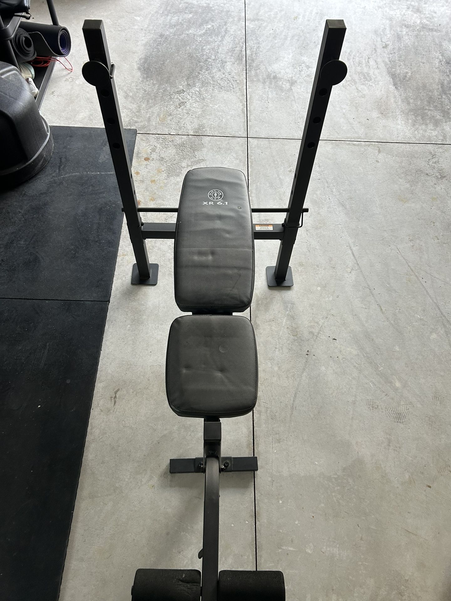 Weight Lifting Bench