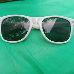 White US Cellular Sunglasses 