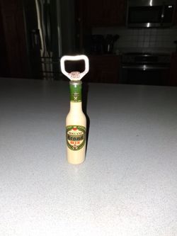 VINTAGE 6 INCH WYLRD HOLLAND BRAND BEER BOTTLE OPENER