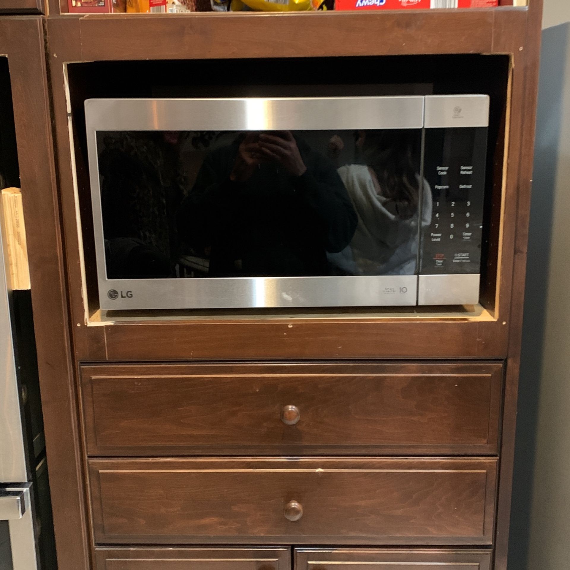 LG Microwave 