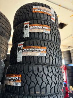 285 45 22 Arroyo Tires Con 50,000 millas de Garantía