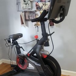 Peloton Bike