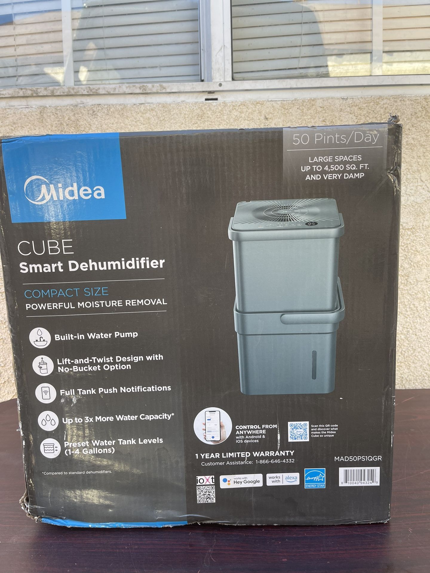 Media 50 pint Dehumidifier