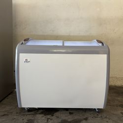 Freezer For Ice Creams 