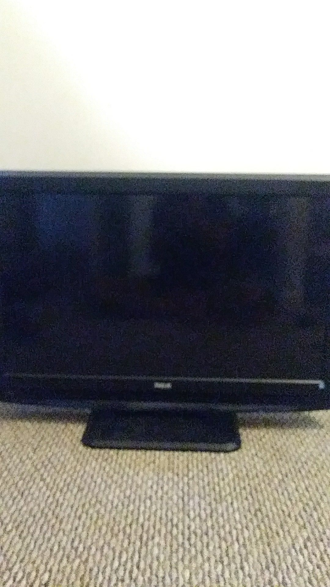 RCA 32 inch tv (good condition)