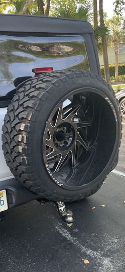 Wheels Only !!24x14 On 35s , For Jeep Wrangler Jl , 5th Wheel Needs New Tire  But Still Good For A Spare Best Offer As Is for Sale in Deerfield Beach, FL  - OfferUp