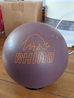 Brunswick Urethane Wine Rhino Rare Vintage Bowling Ball
