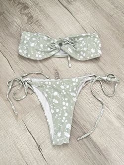 Green bathing suit set