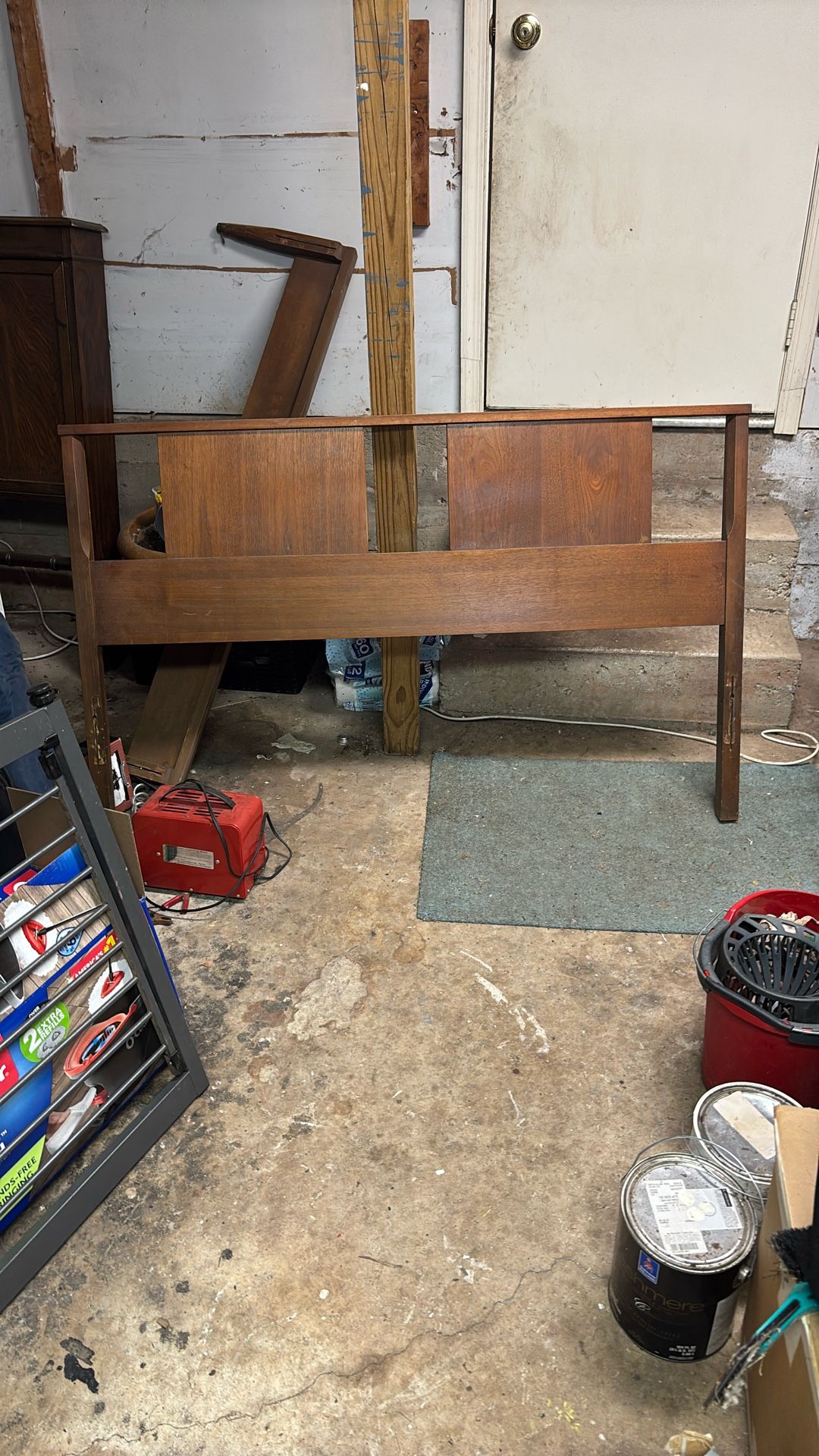mid-Century Fall Bed