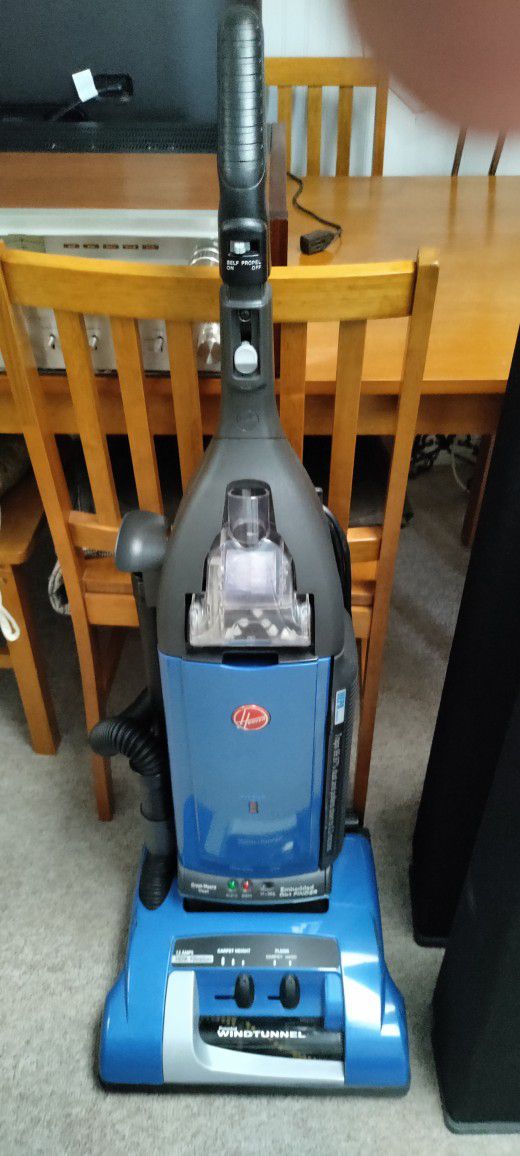 Hoover WindTunnel T-Series Hepa Filter Upright Vacuum