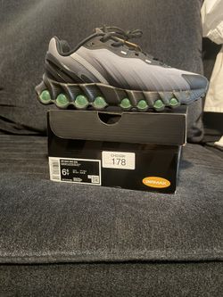 For Sale, Airmax Nikes
