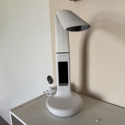 Desk Lamp With Wireless Charging Station