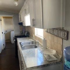 Se Vende Una Traila  Es ASI Como Se Ve De Dos Cuartos 