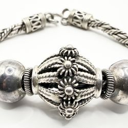 STERLING SILVER 925 WOVEN BRACELET – ORNATE FLORAL CENTERPIECE