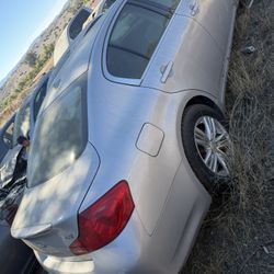 2011 Infiniti G37