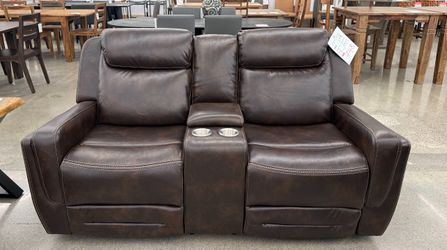 Junction City Brown Reclining Loveseat