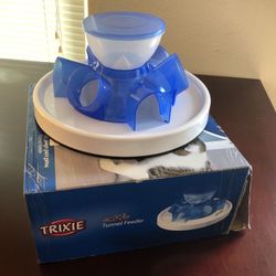 Trixie tunnel cat feeder