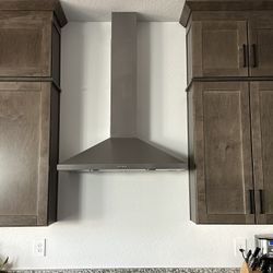 Brand New 36” GE Whirlpool Hood & Chimney Extension Kit