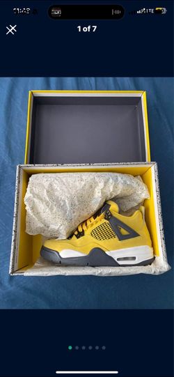 Jordan 4 Lightning