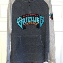 Sz L Mitchell & Ness Grizzlies Hooded Shirt