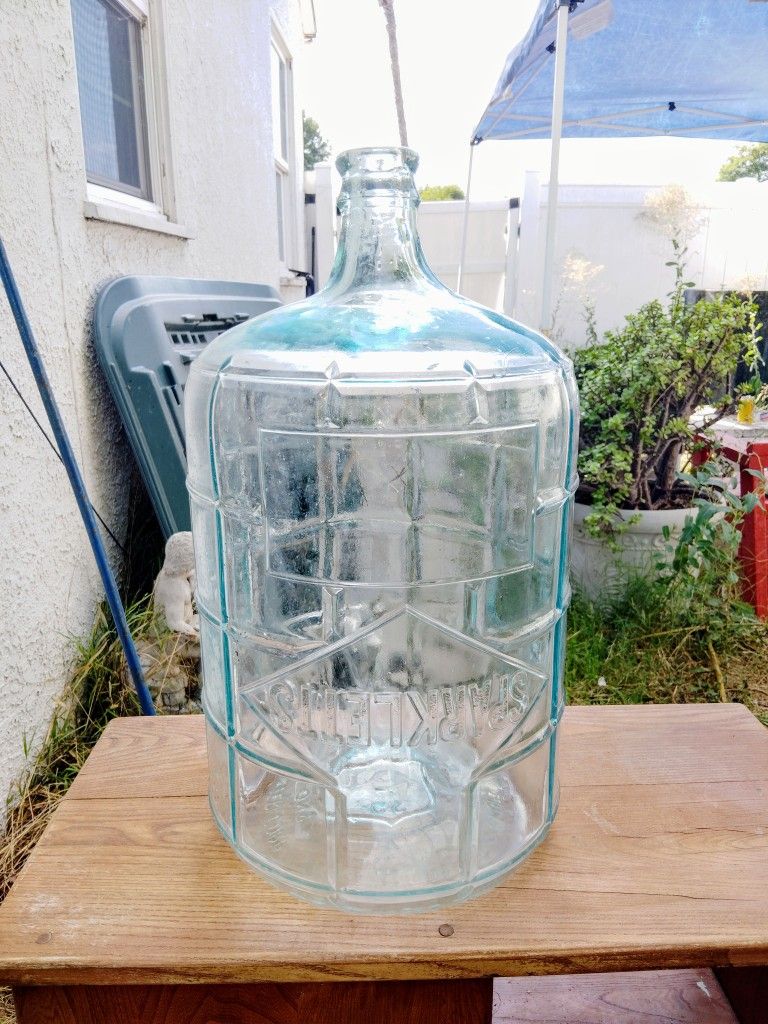 Sparkletts Bottle Vintage Pristine Condition Not Even Scuffs On The Bottom From Years Of Use
