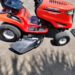 Troy Bilt Bronco Riding Mower 