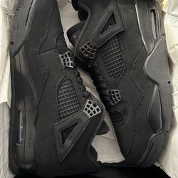 DS SIZE 12 AIR JORDAN 4 BLACK CAT 🐈‍⬛