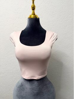 Pink seamless top
