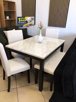 Gorgeous‼️ 5-Pc White Dining Table Set