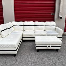 White Faux Leather Sectional W/ Ottoman *FREE DELIVERY 🚚 
