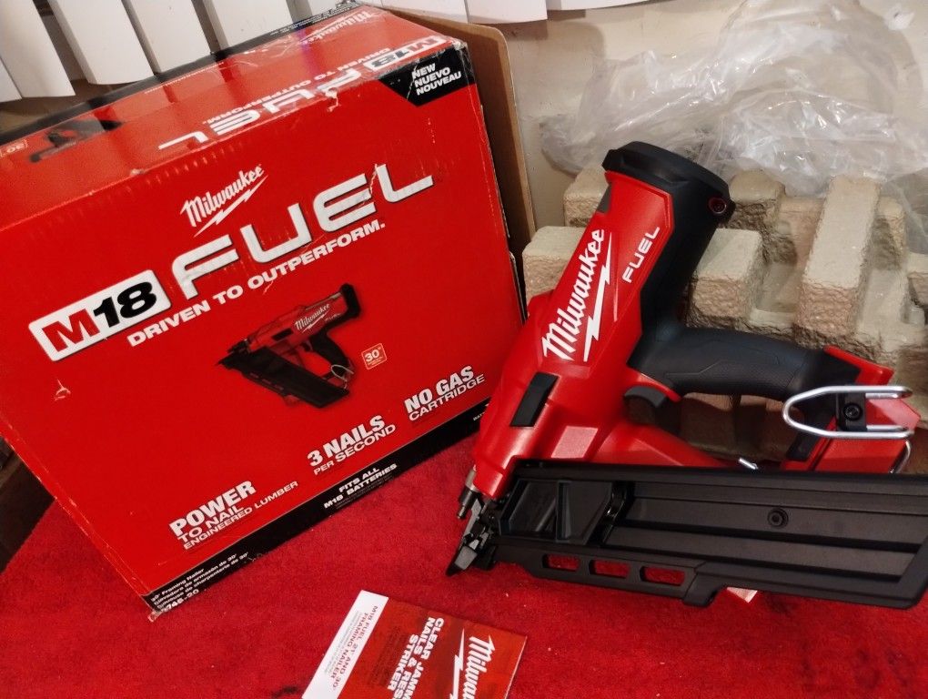 M18 MILWAUKEE FUEL 30° Farming Gun Tool Only $275