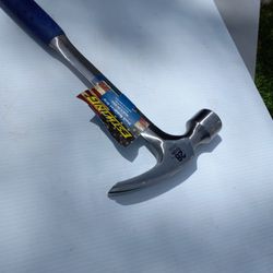 Estwing. 28 Oz. Hammer
