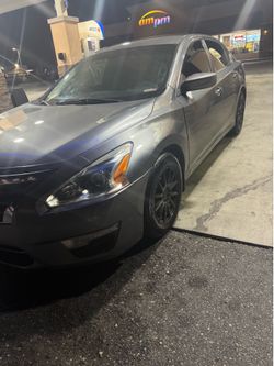 2015 Nissan Altima S special edition
