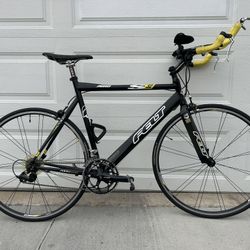 Felt Road Bike – lightweight, fast, ready to ride