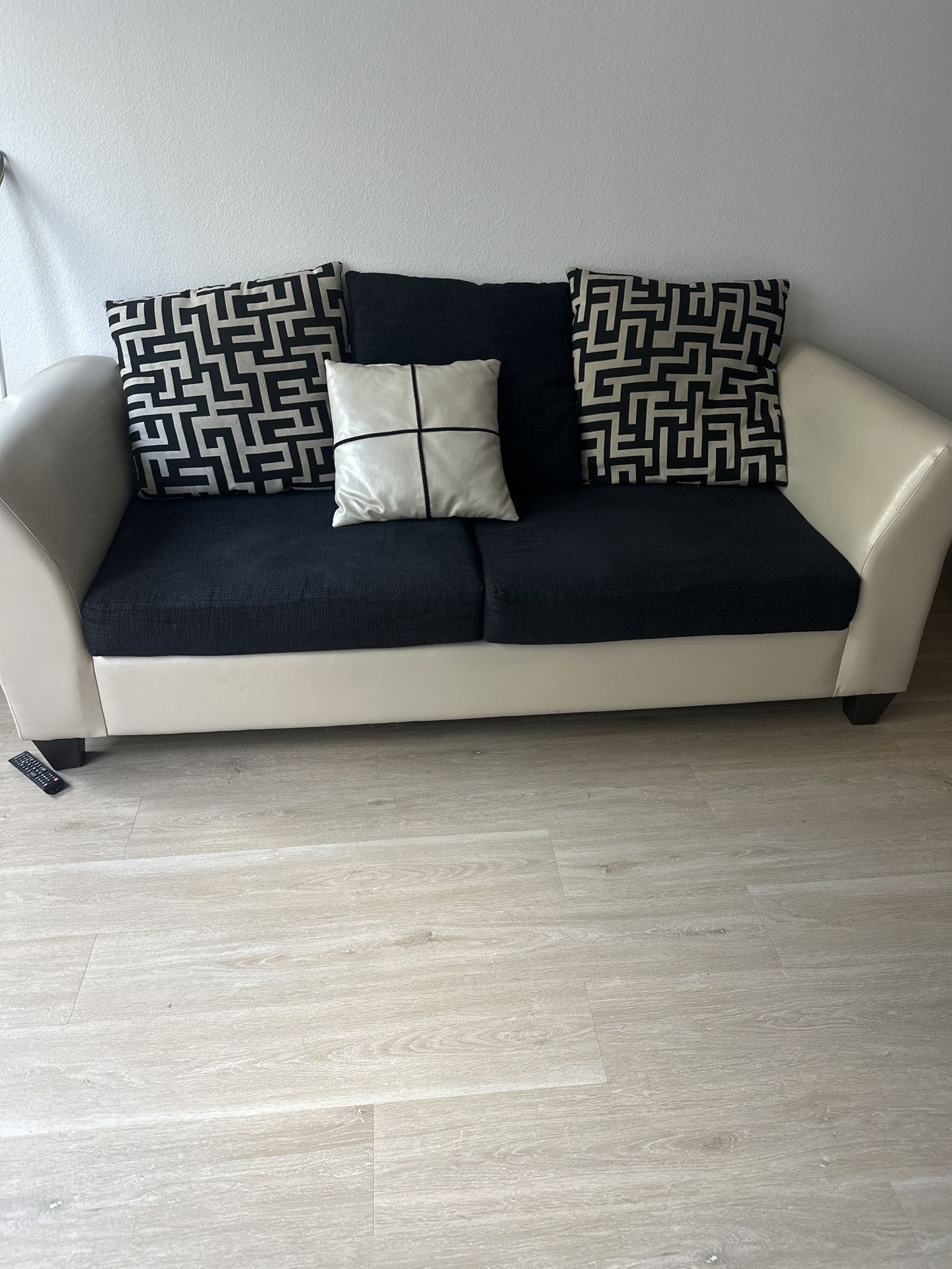 MUST GO! Luxe Leather Cream and black Couch w/decorative  pillows