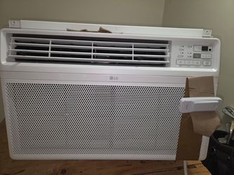 12,000 BTU Smart Wi-Fi Enabled Window Air Conditioner | Cools Up To 550 sq. ft