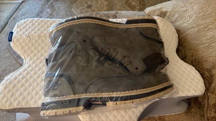 CC-Los Men’s Boots Grey 12 12.5